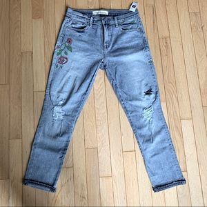 GAP Ankle Girlfriend Jean